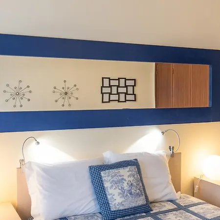 Tpc Island City Break * Porto